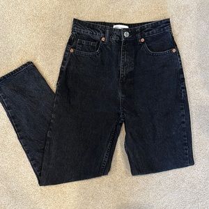 Zara high waist jeans. Black - Size 4 🖤🖤🖤